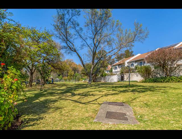 3 BEDROOM DUPLEX TO LET IN BORDEAUX